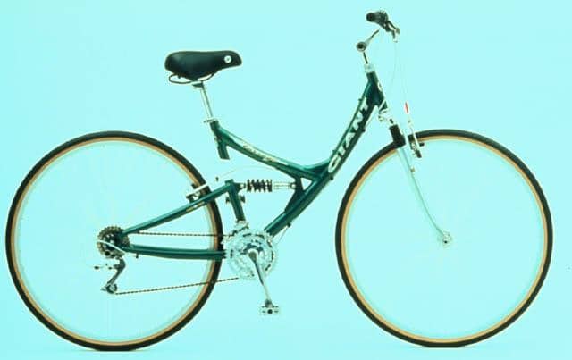 Giant farrago 21 best sale speed hybrid bike bicycle